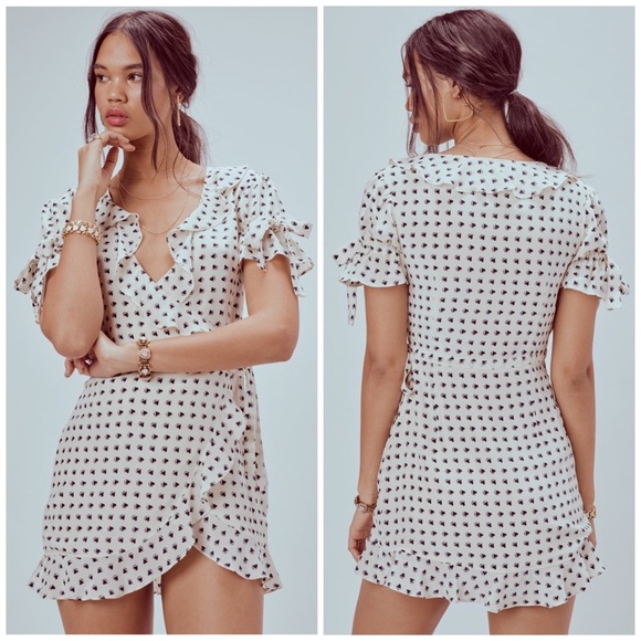 $225 FOR LOVE & LEMONS WRAP DRESS REALISATION PAR - Picture 5 of 15
